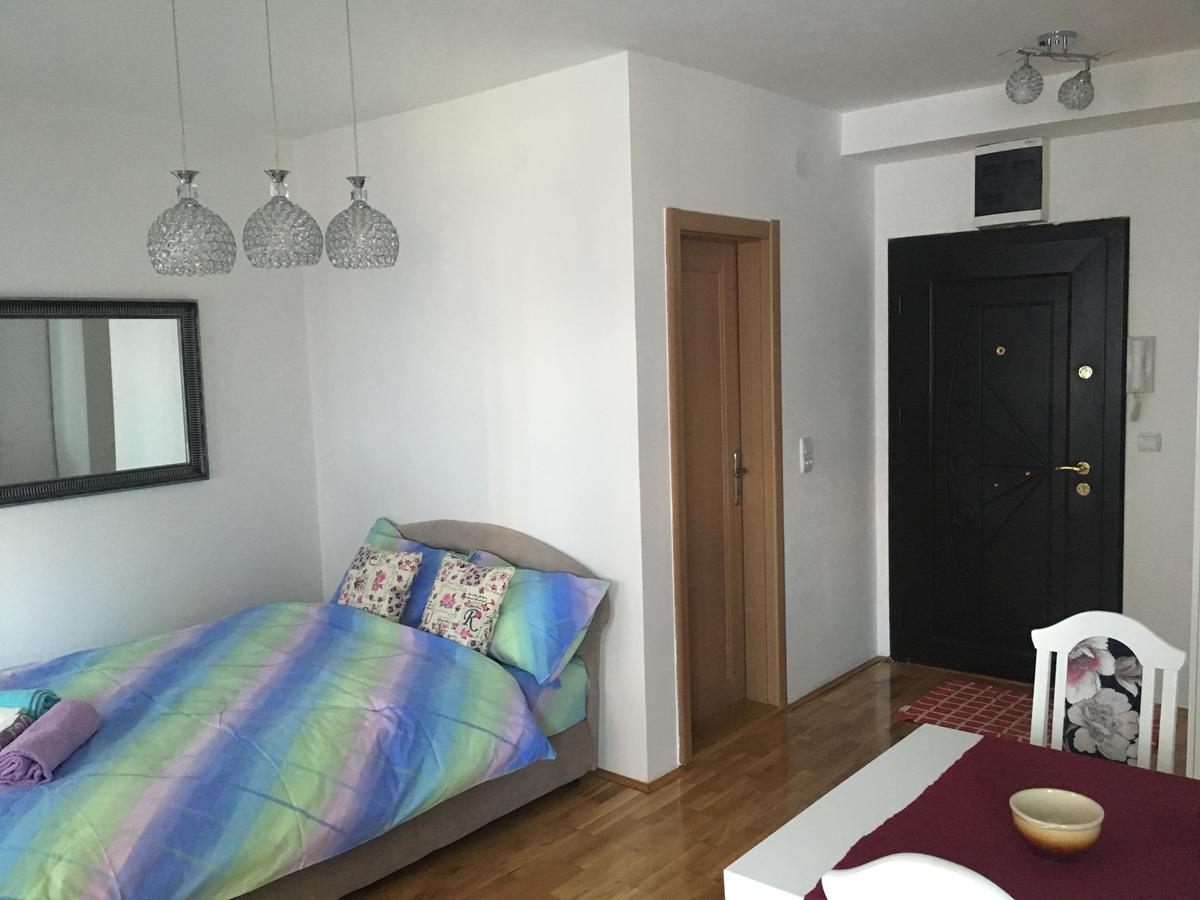 Ms - Downtown With Free Parking Space Belgrado Exterior foto